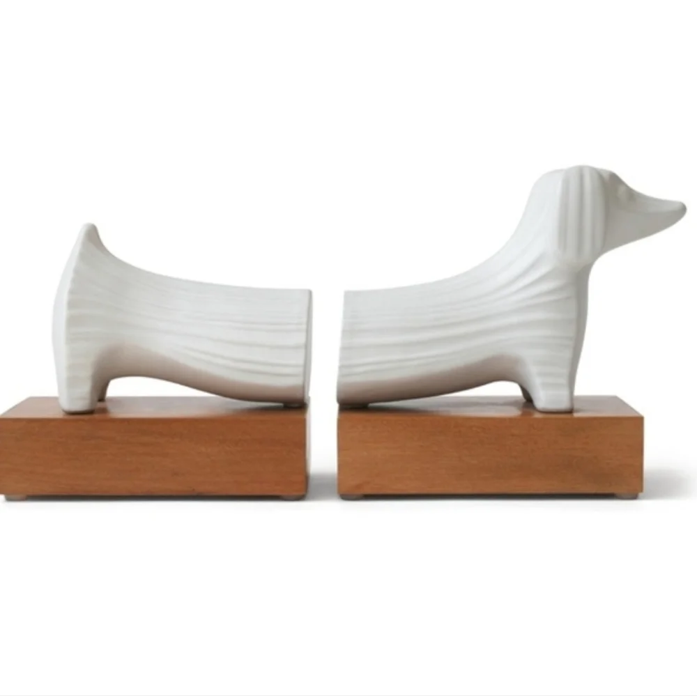 JONATHAN ADLER RARE White Ceramic Dachshund Dog Bookends on Wood Bases